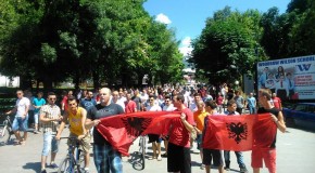 Dibra në përkrahje të Shkupit, proteston edhe Dibra